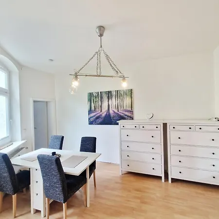 Urlaub Im Herzen Wismars Eg Hinten Mit Garten Apartment *