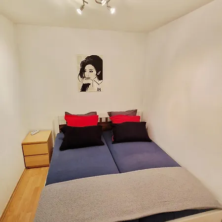 Urlaub Im Herzen Wismars Eg Hinten Mit Garten *